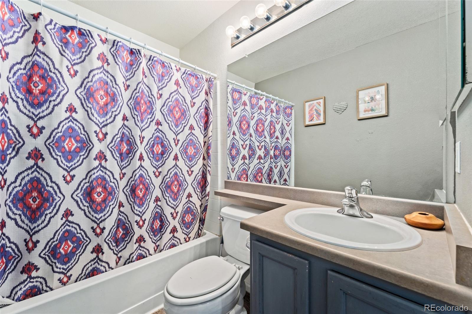 MLS Image #14 for 19535  robins drive,denver, Colorado