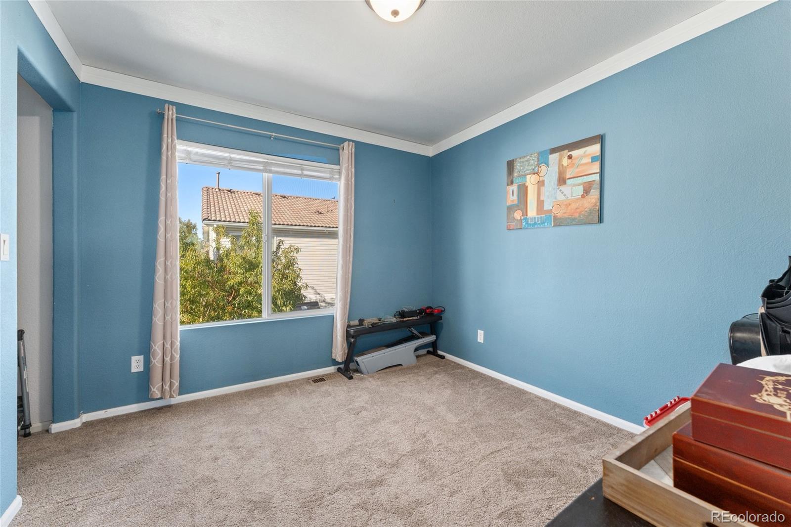 MLS Image #15 for 19535  robins drive,denver, Colorado