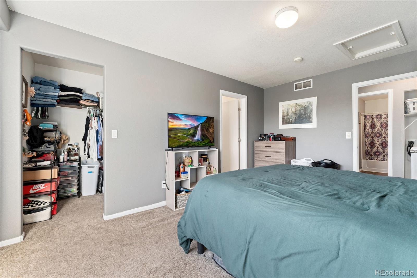 MLS Image #20 for 19535  robins drive,denver, Colorado