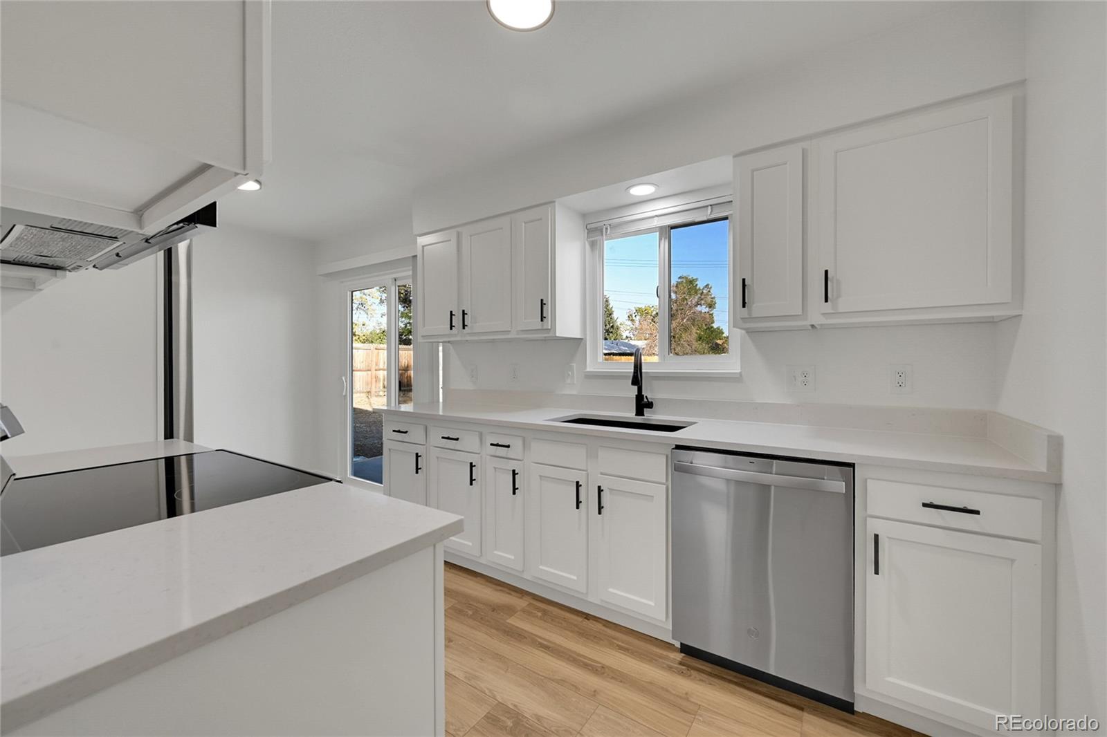 MLS Image #9 for 110  drake street,denver, Colorado