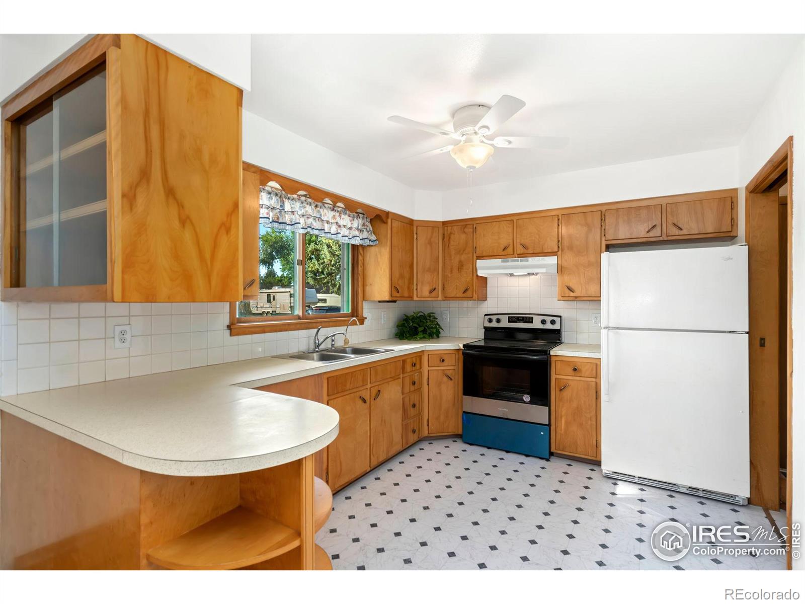 MLS Image #2 for 1944  basswood avenue,greeley, Colorado