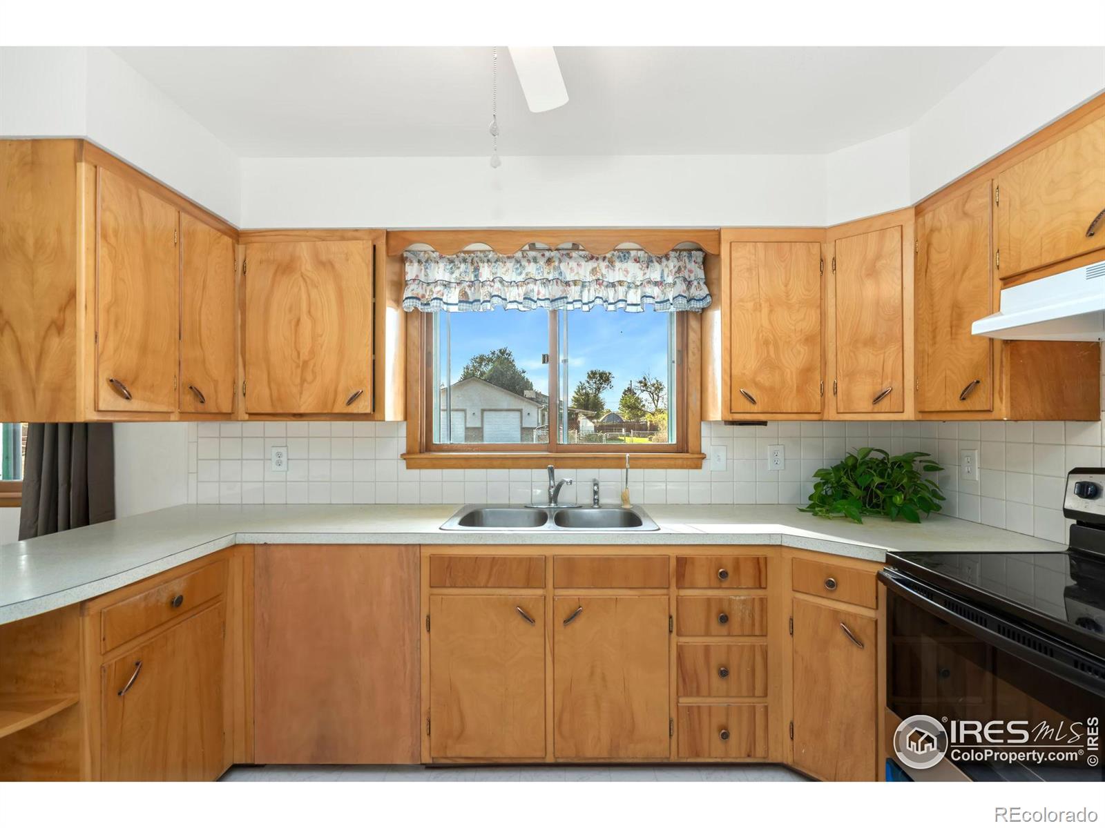 MLS Image #3 for 1944  basswood avenue,greeley, Colorado