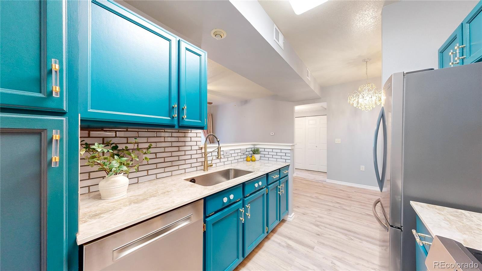 MLS Image #9 for 5320  allison street 202,arvada, Colorado