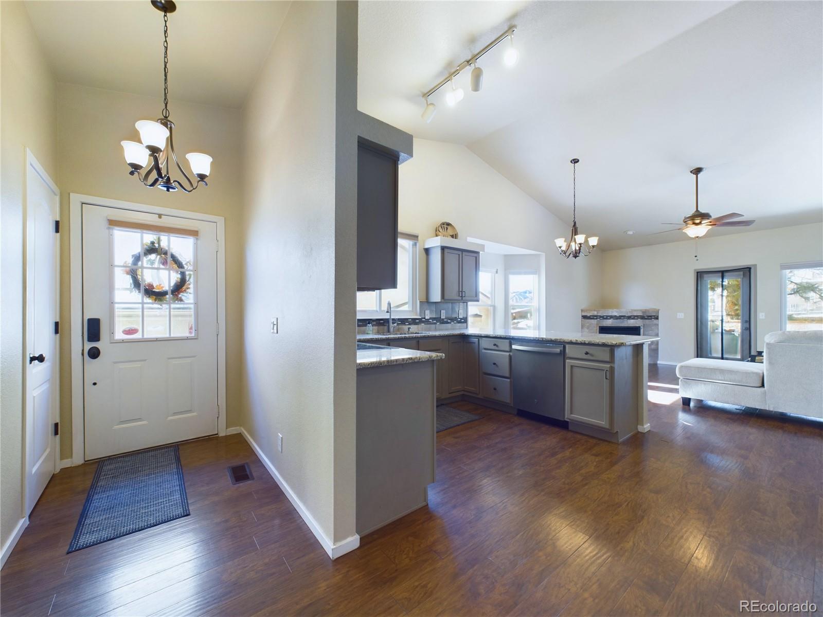 MLS Image #2 for 2048  summerset drive,colorado springs, Colorado