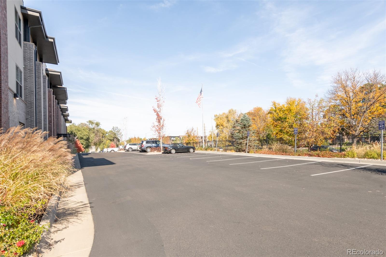 MLS Image #47 for 155 s monaco parkway,denver, Colorado