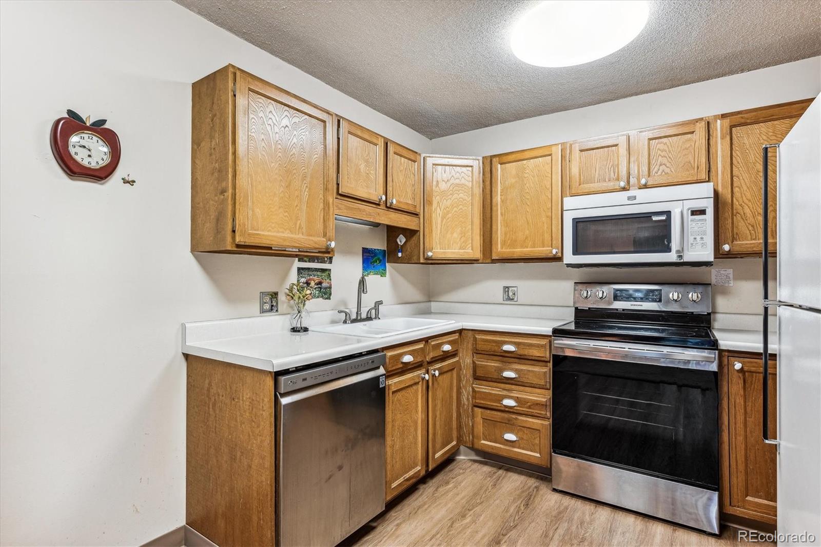 MLS Image #5 for 13500 e cornell avenue,aurora, Colorado