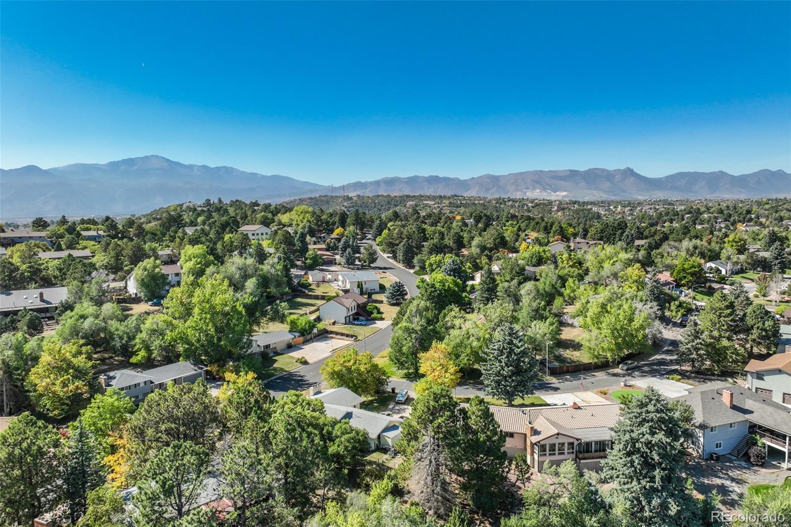 MLS Image #3 for 2732  northcrest drive,colorado springs, Colorado