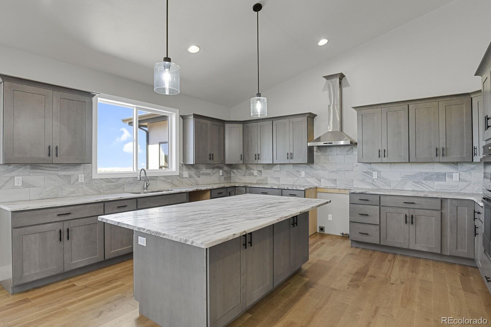 MLS Image #10 for 4208  pinehurst circle,colorado springs, Colorado