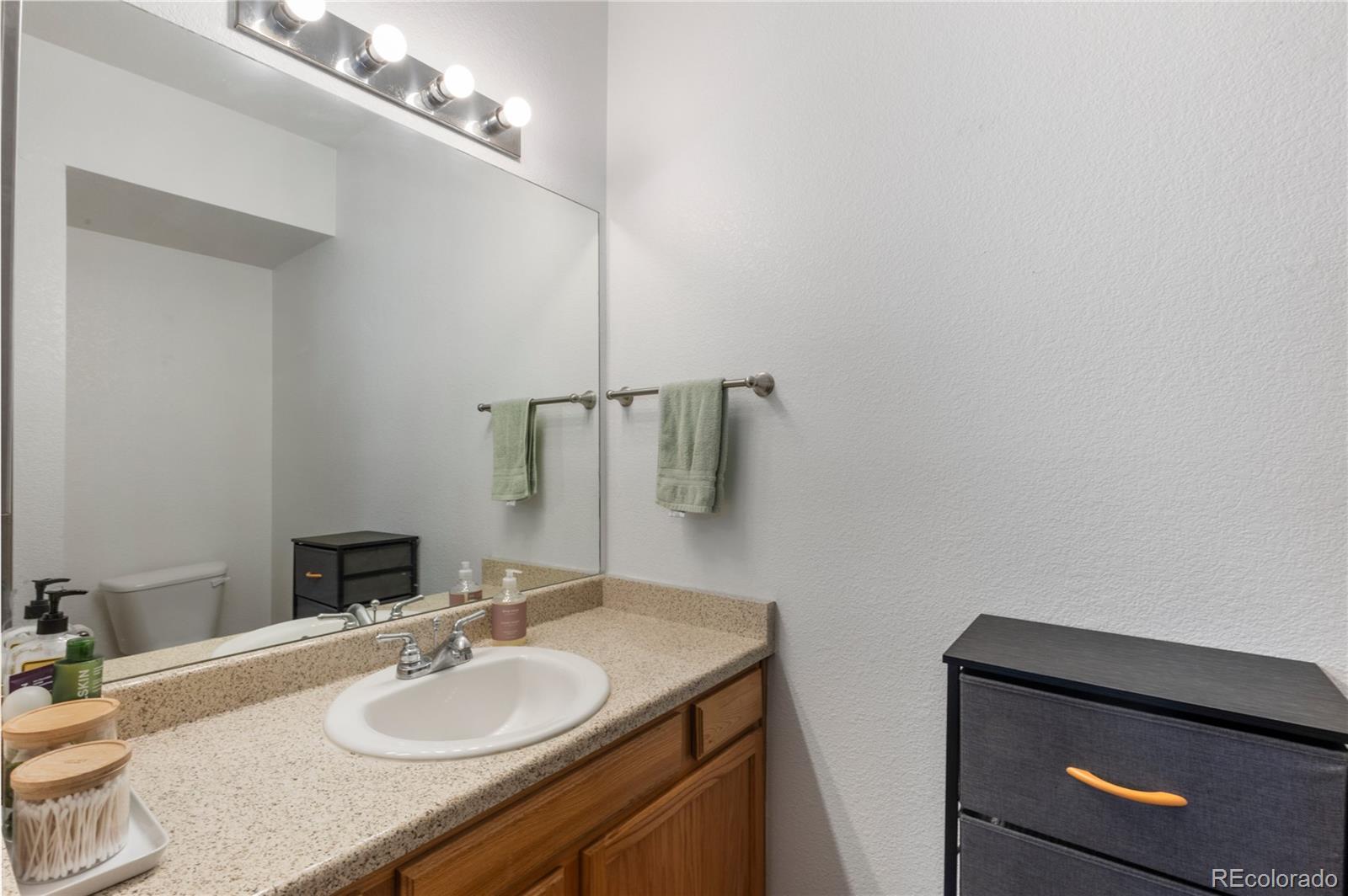 MLS Image #32 for 911 s zeno way,aurora, Colorado