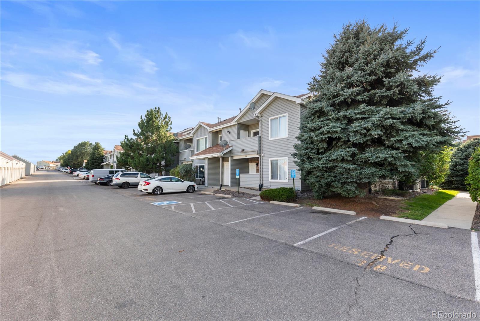 MLS Image #40 for 911 s zeno way,aurora, Colorado