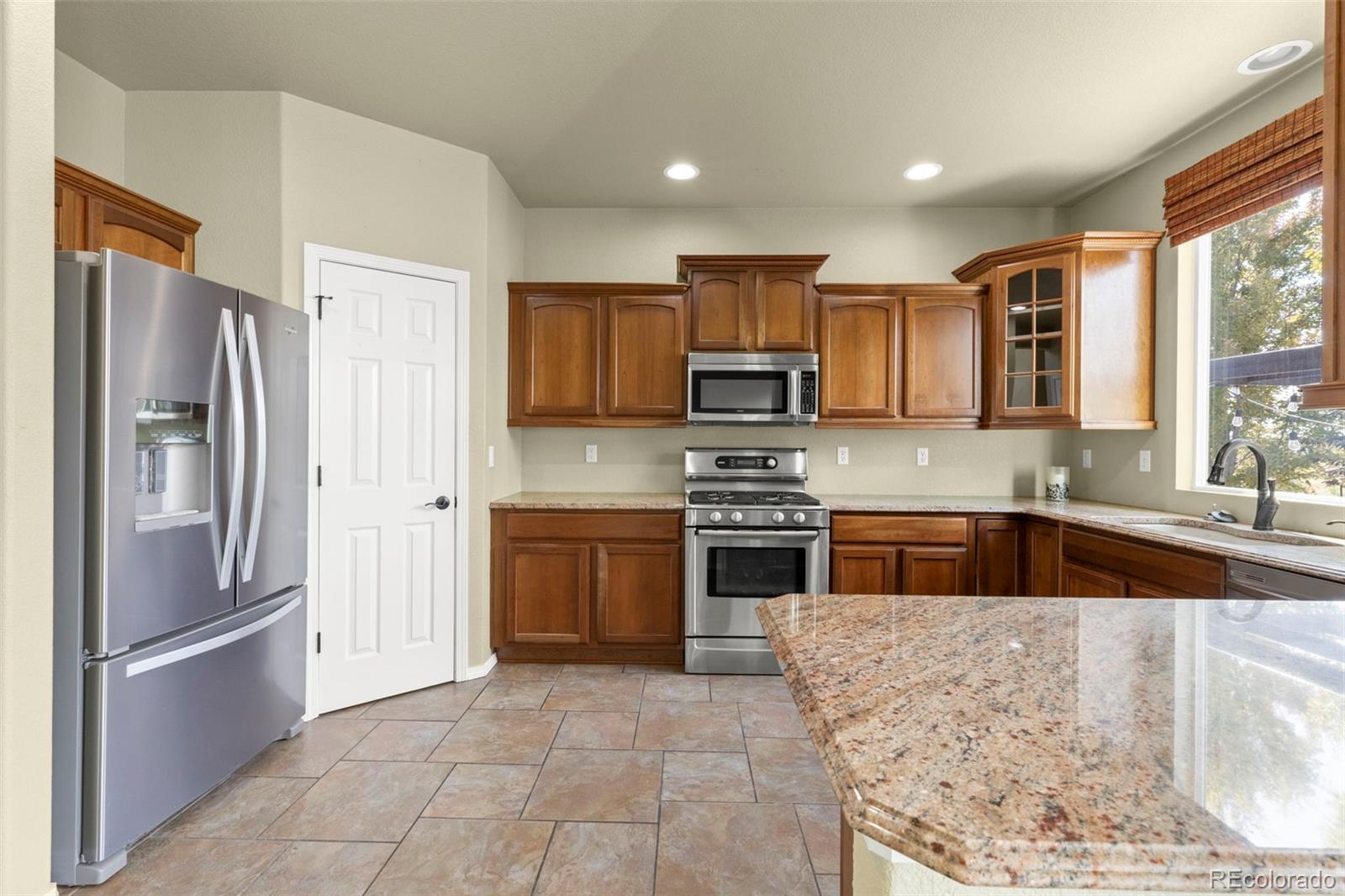 MLS Image #11 for 7704  braxton drive,fountain, Colorado