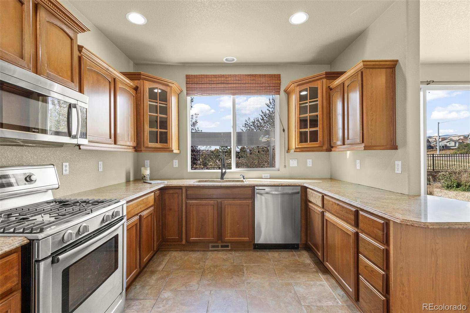 MLS Image #9 for 7704  braxton drive,fountain, Colorado