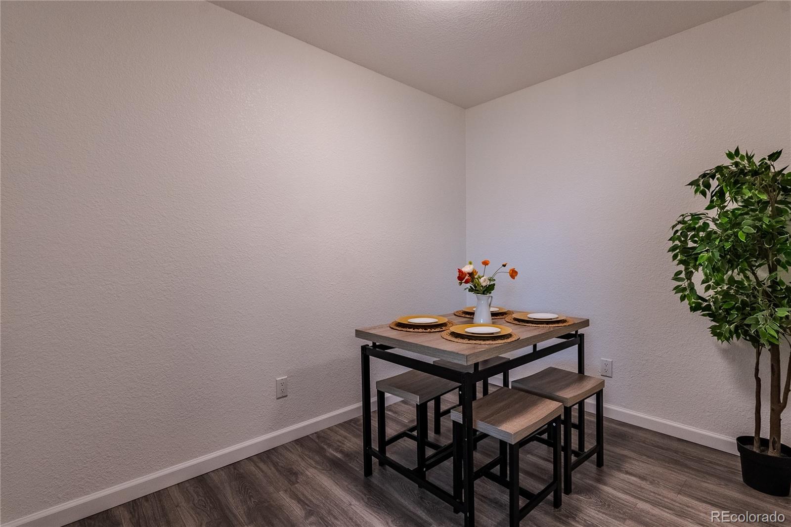 MLS Image #19 for 3623 s sheridan boulevard,denver, Colorado