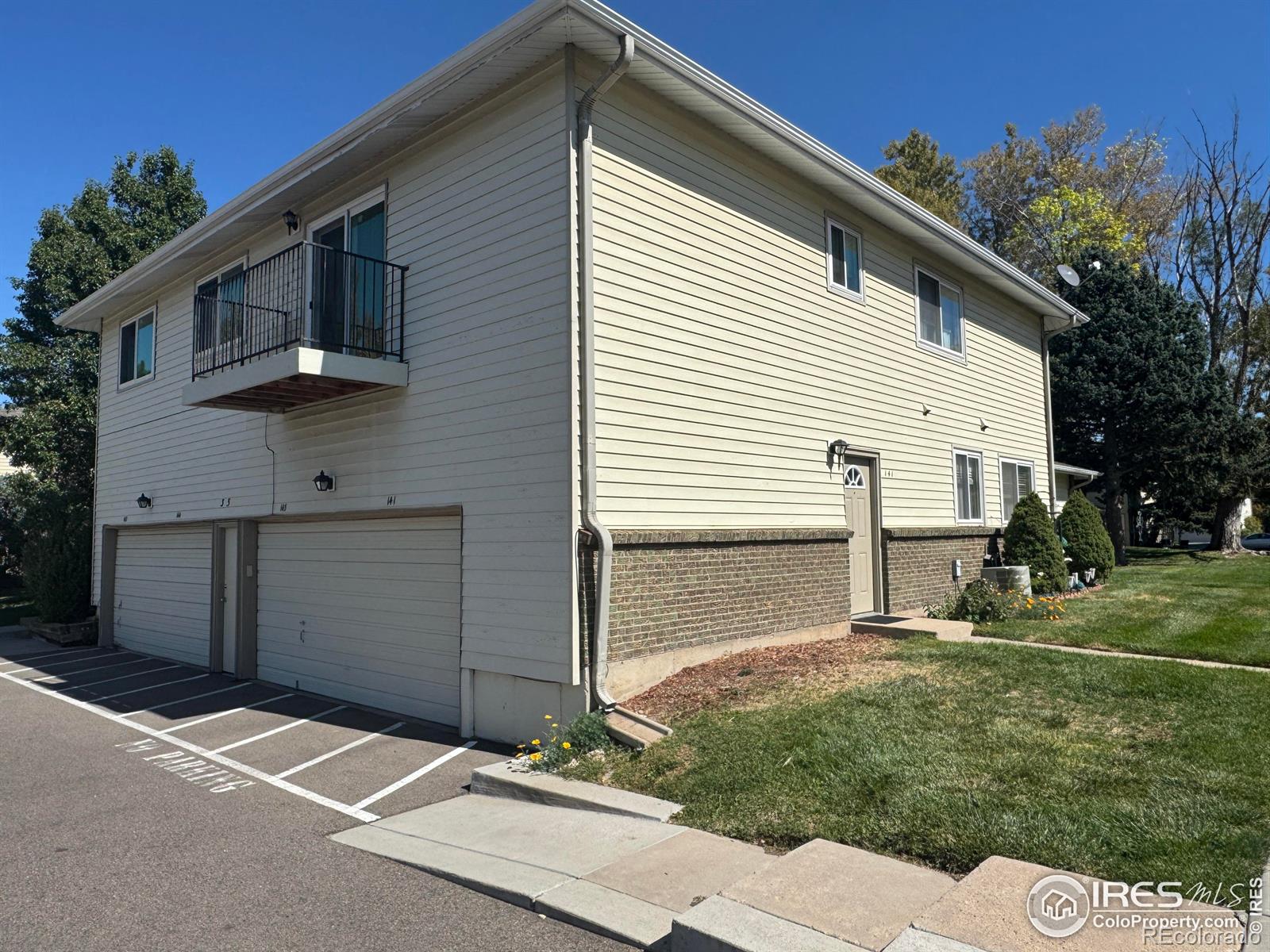 MLS Image #12 for 3351 s field street,lakewood, Colorado