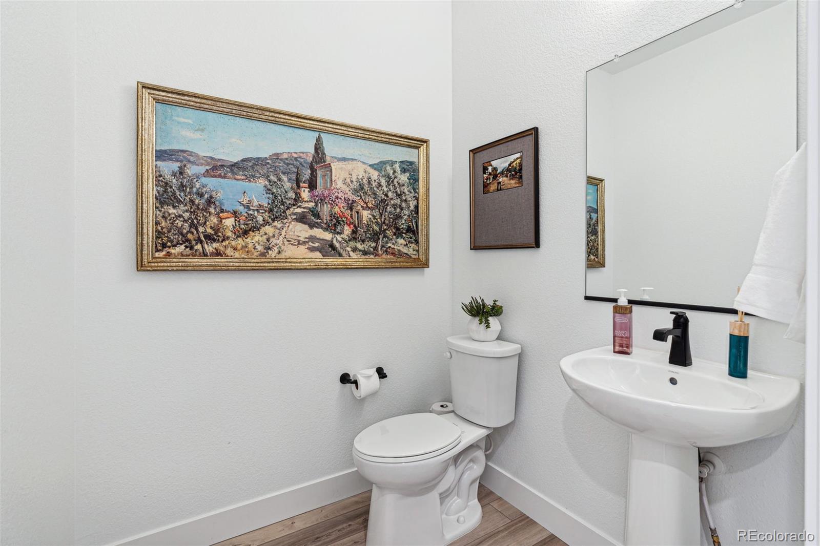 MLS Image #10 for 6783  navajo court,denver, Colorado