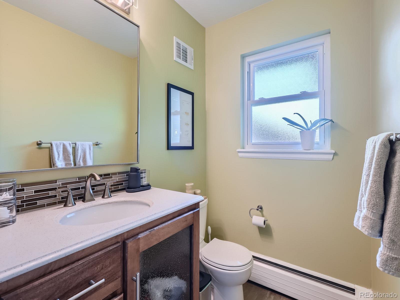 MLS Image #23 for 879 s hudson street,denver, Colorado