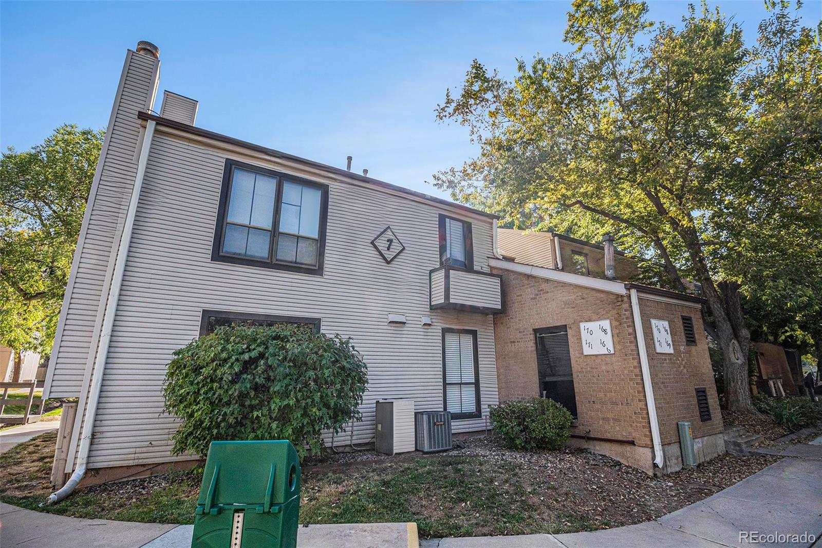 MLS Image #2 for 3550 s harlan street,denver, Colorado