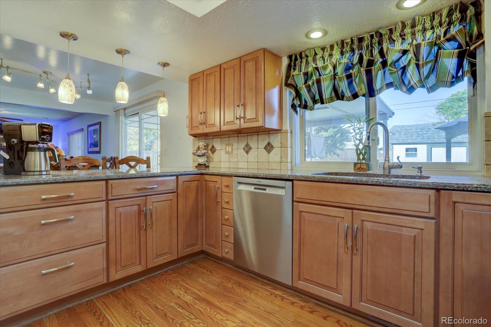 MLS Image #10 for 1351 e dry creek place,centennial, Colorado