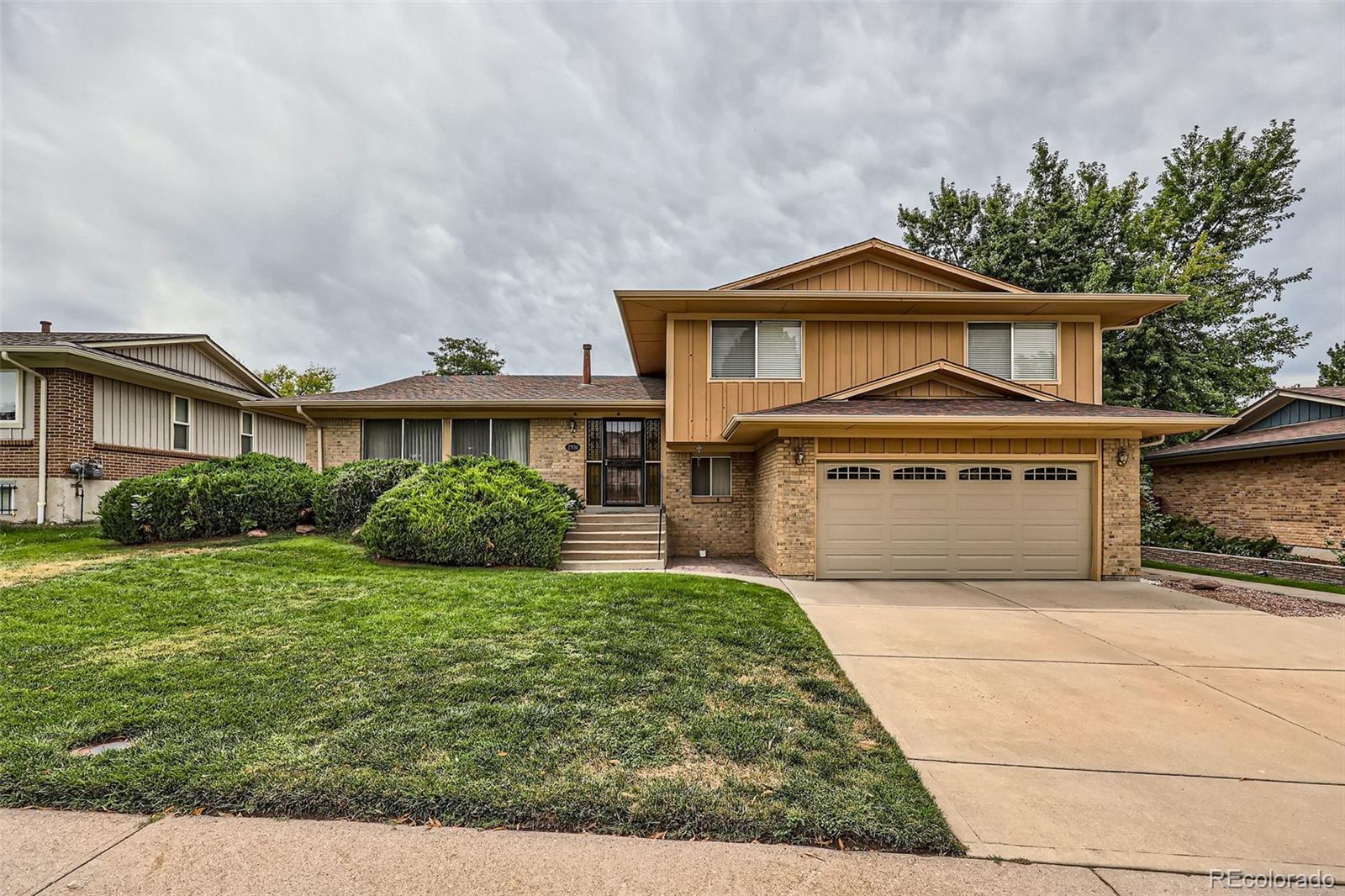 MLS Image #2 for 2931 s sidney court,denver, Colorado