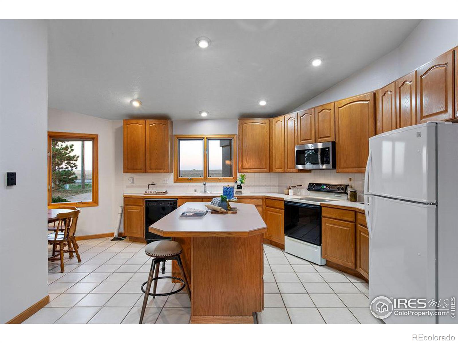 MLS Image #17 for 37637  county road 39 ,eaton, Colorado