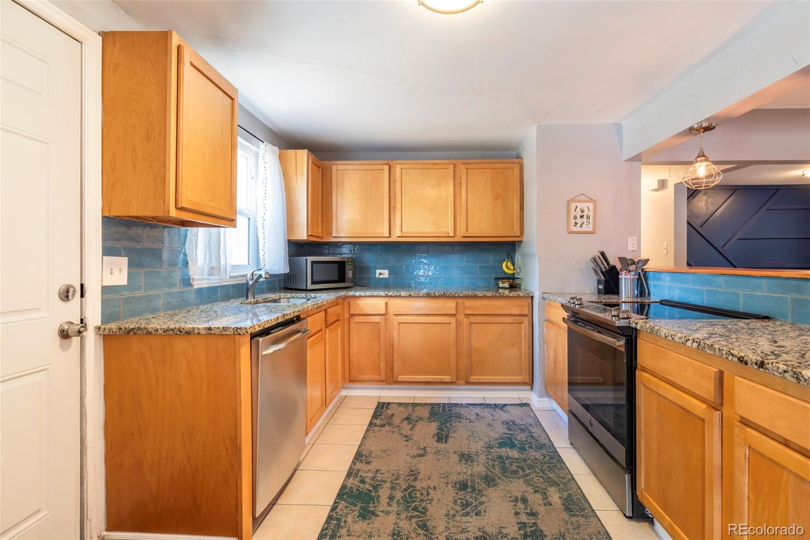 MLS Image #14 for 4921  beach court,denver, Colorado