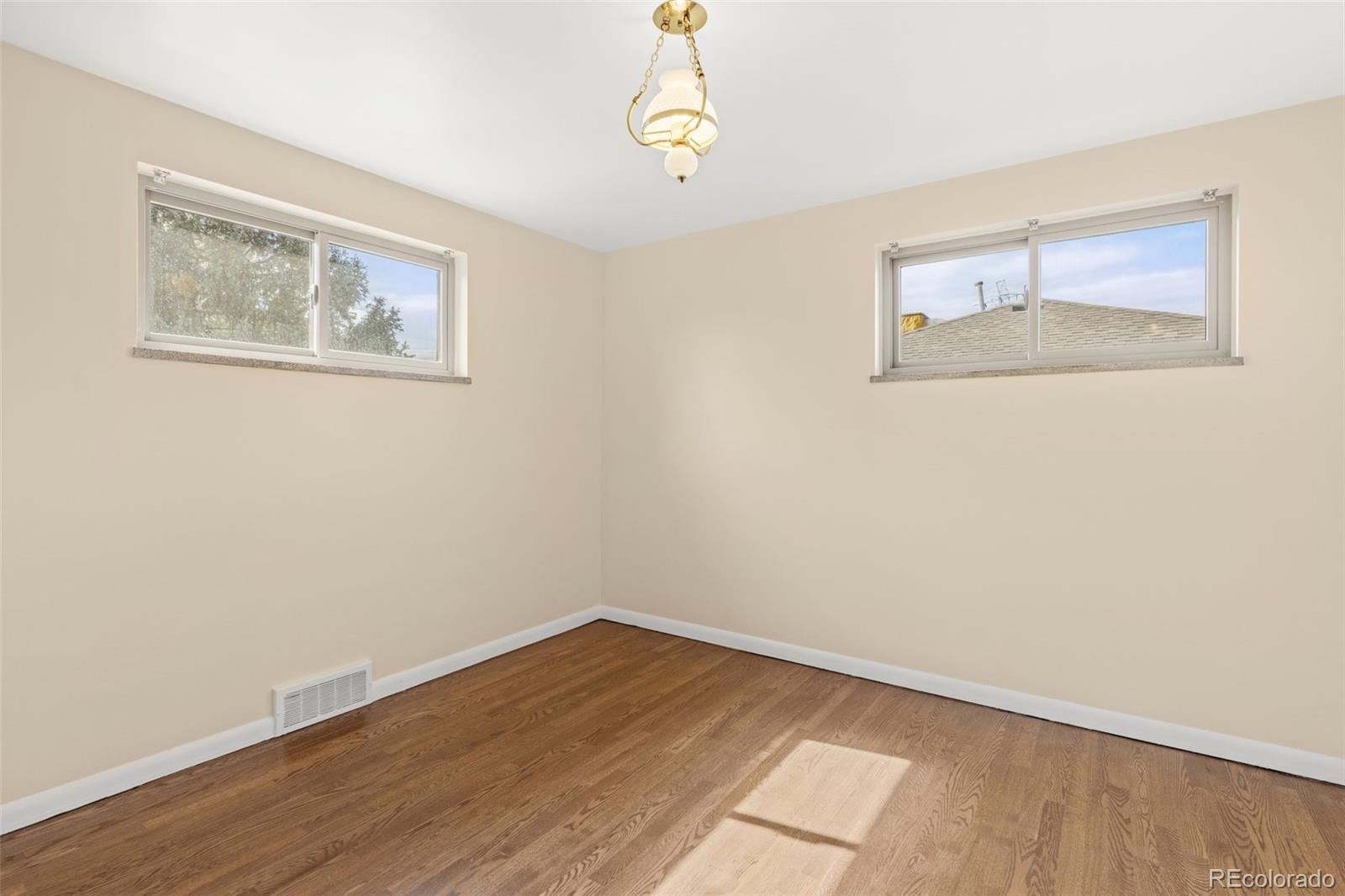 MLS Image #14 for 2348 w ford place,denver, Colorado