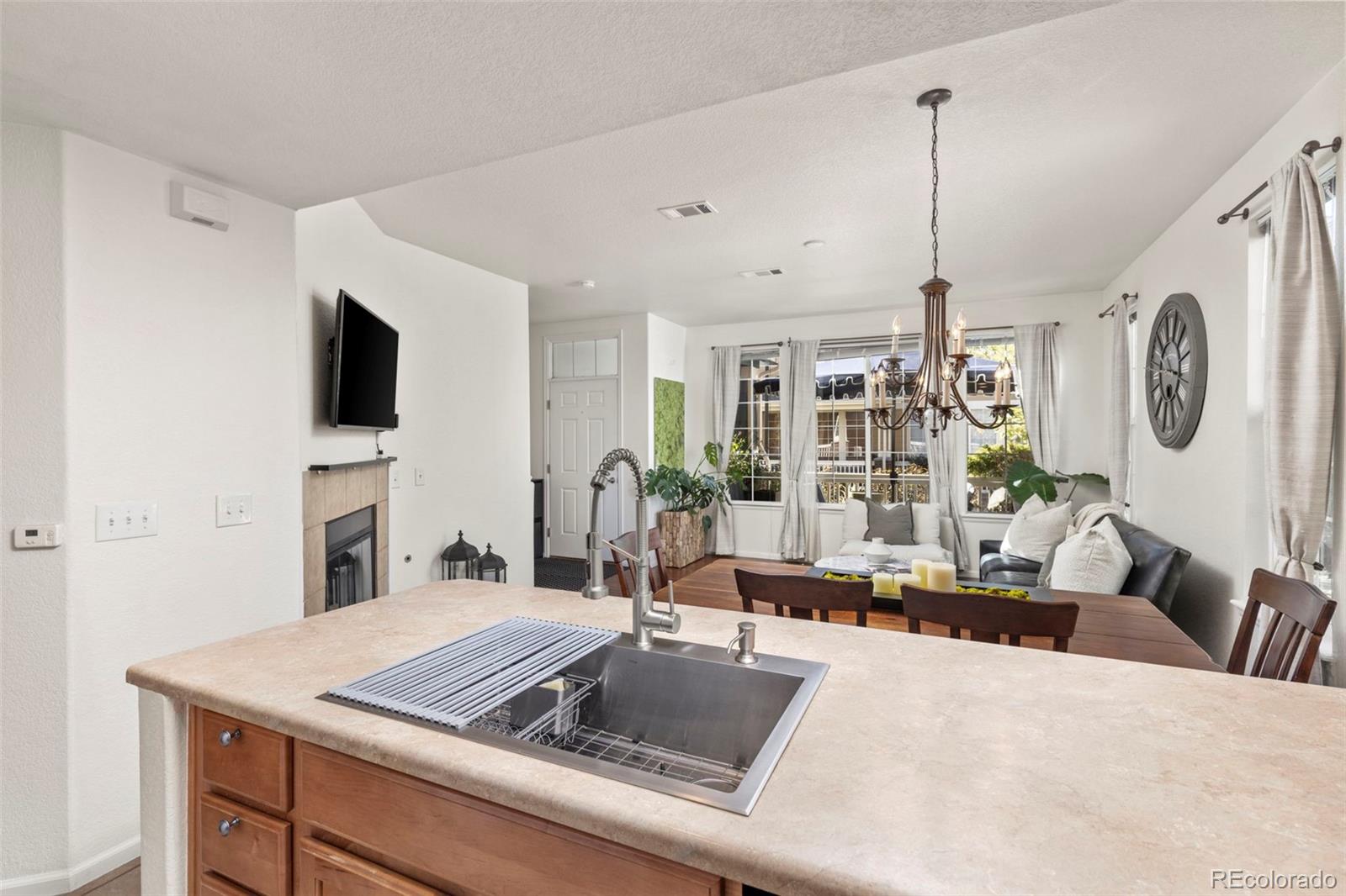 MLS Image #12 for 16126 e geddes drive,aurora, Colorado