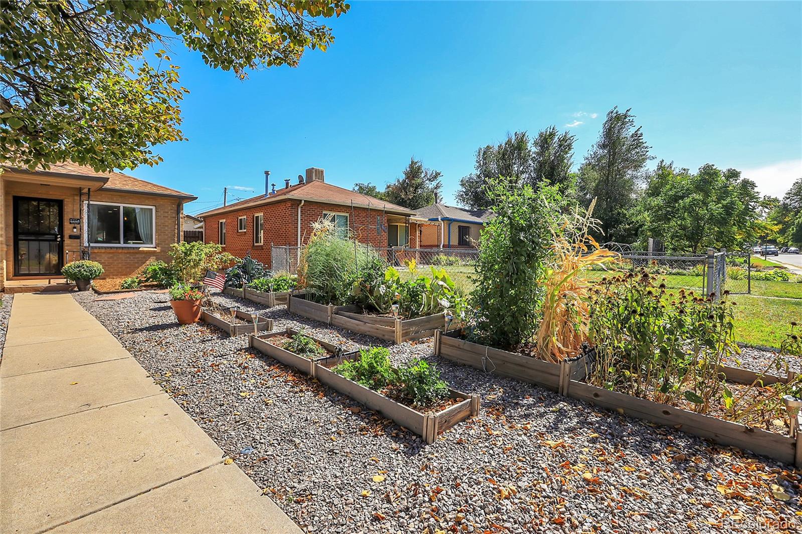 MLS Image #5 for 3160 n saint paul street,denver, Colorado