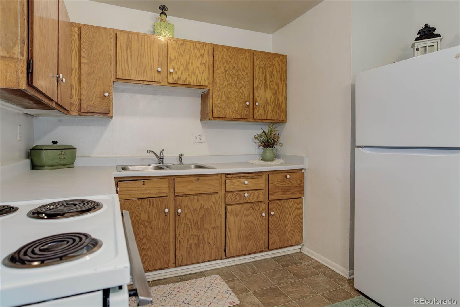 MLS Image #28 for 1663  maxwell street,colorado springs, Colorado