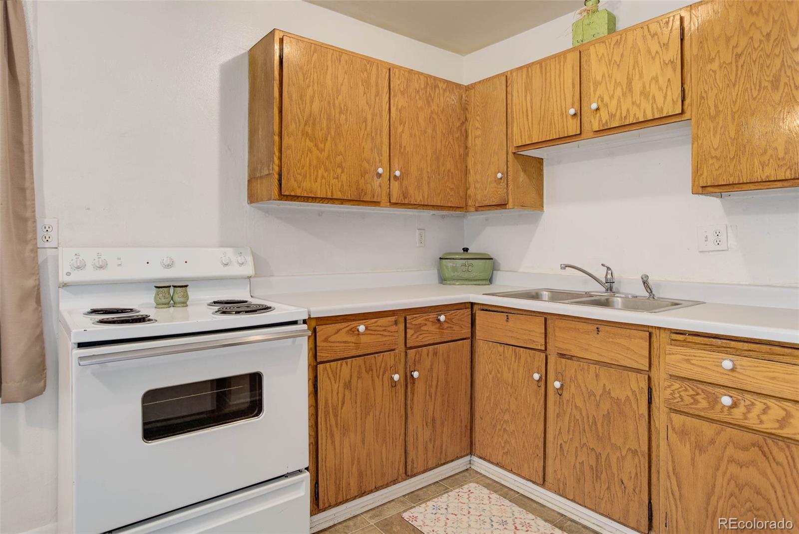 MLS Image #29 for 1663  maxwell street,colorado springs, Colorado