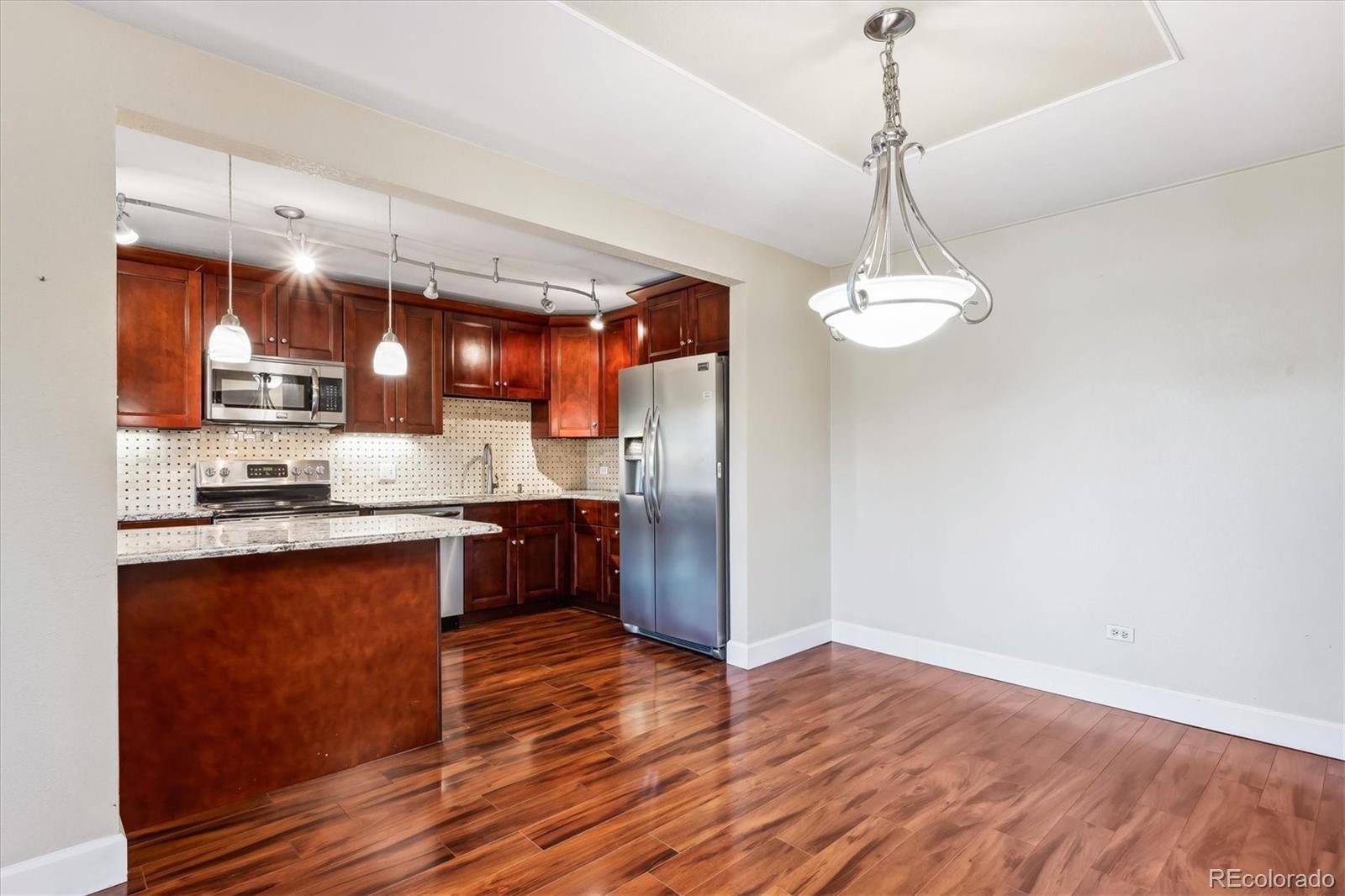 MLS Image #5 for 495 s dayton street 6d,denver, Colorado