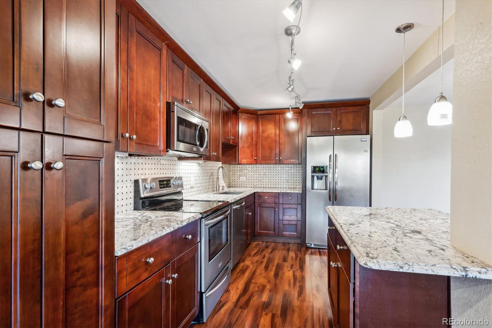 MLS Image #7 for 495 s dayton street 6d,denver, Colorado