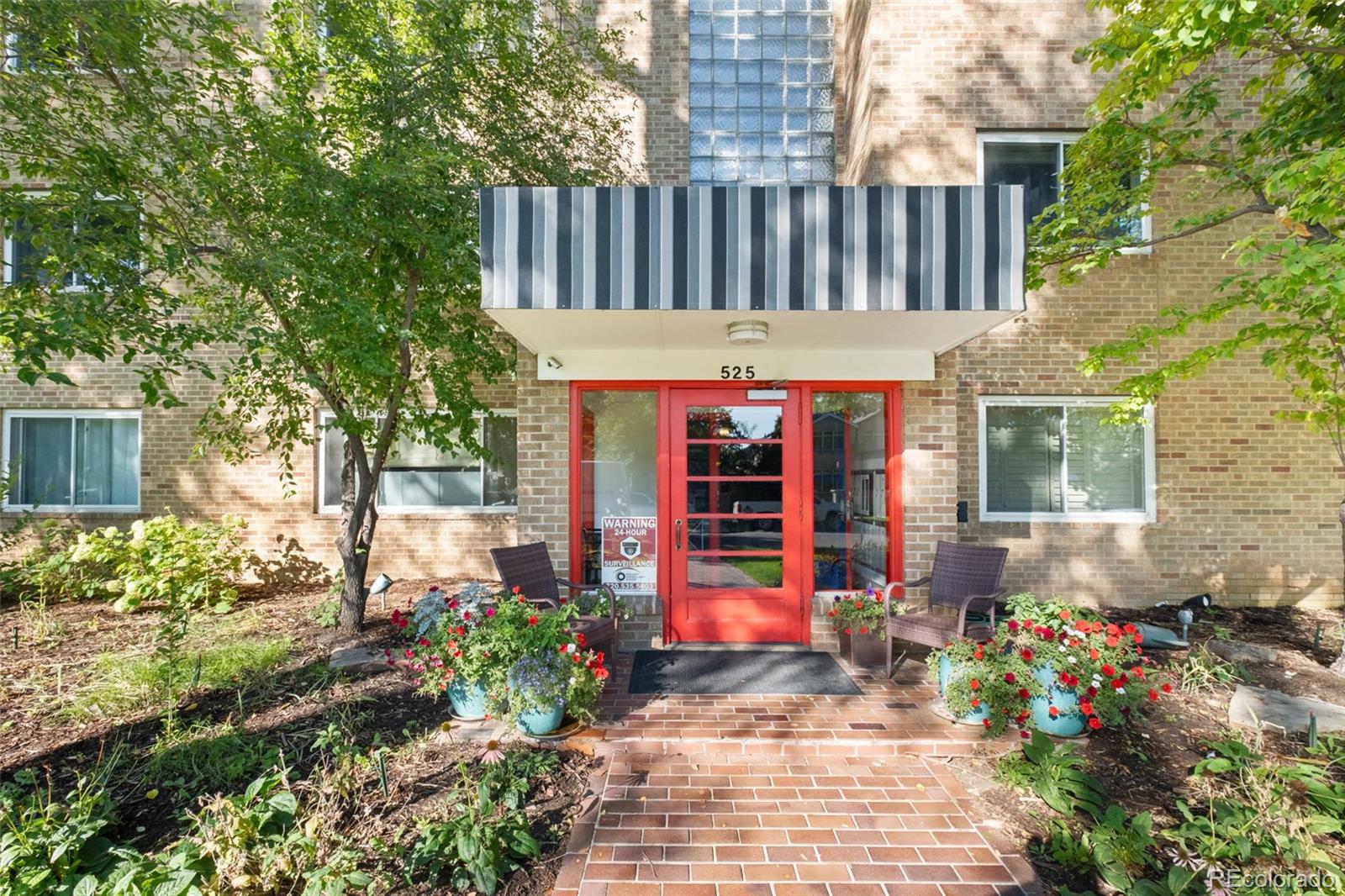 MLS Image #2 for 525  jackson street,denver, Colorado