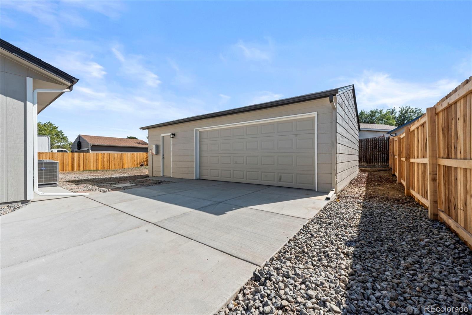 MLS Image #20 for 2220 e 83rd place,denver, Colorado