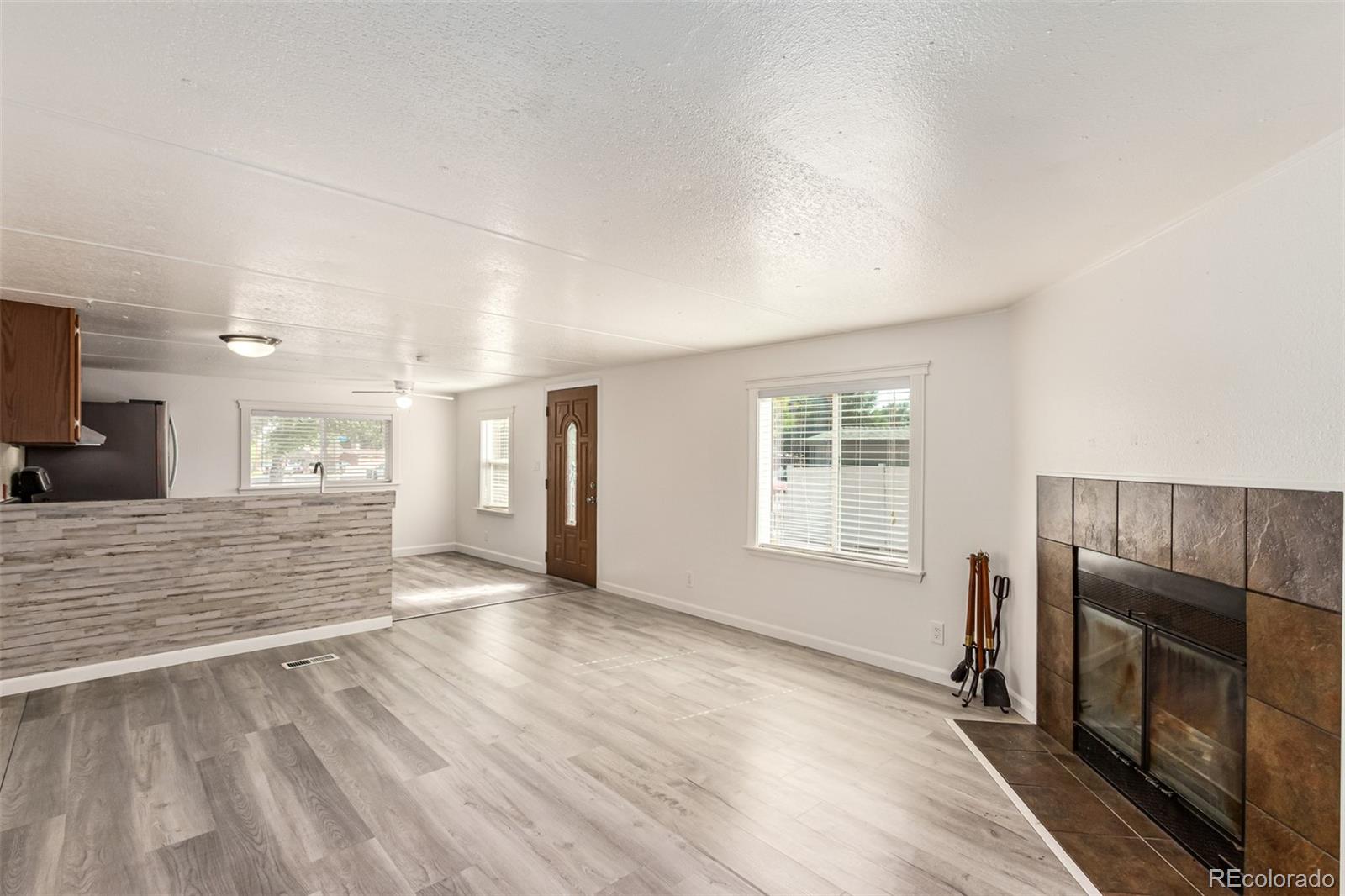 MLS Image #5 for 420  willow drive,lochbuie, Colorado