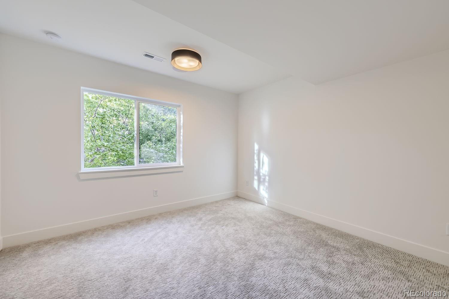 MLS Image #18 for 849 n elm street 1,denver, Colorado