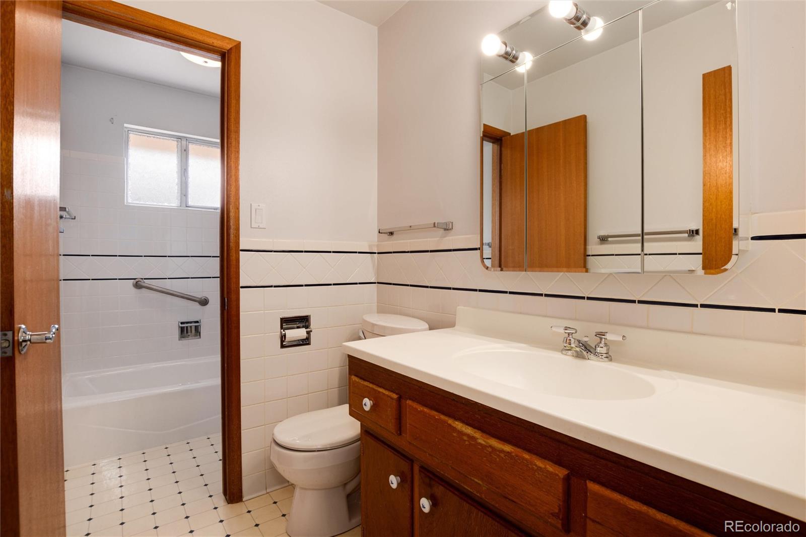 MLS Image #24 for 5904 s logan street,centennial, Colorado