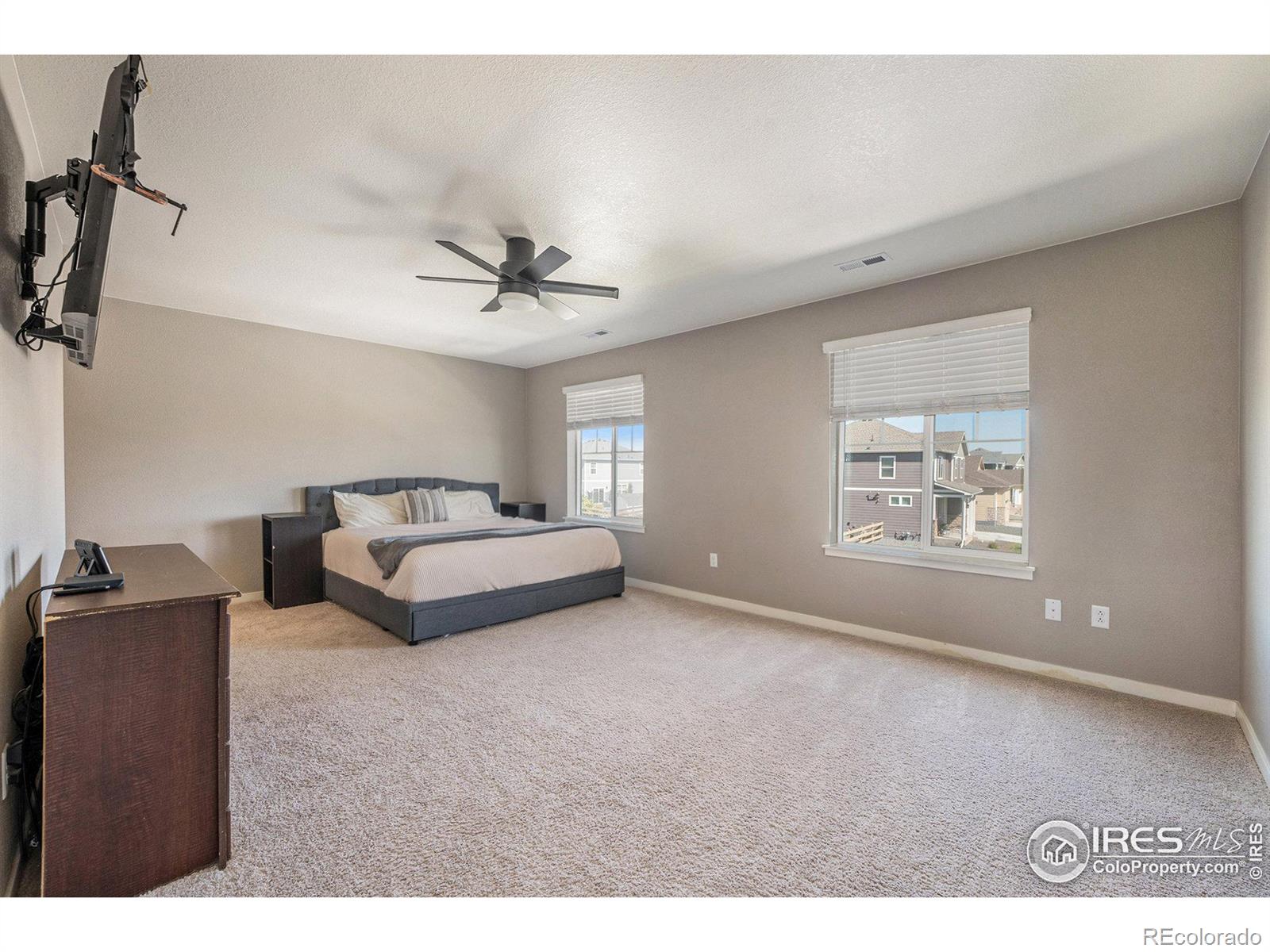 MLS Image #9 for 303 n 62nd avenue,greeley, Colorado