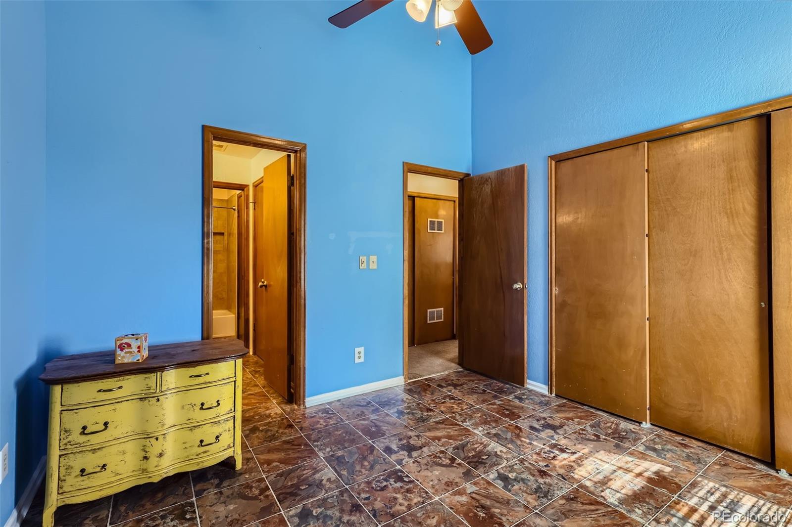 MLS Image #4 for 975 s miller street,lakewood, Colorado