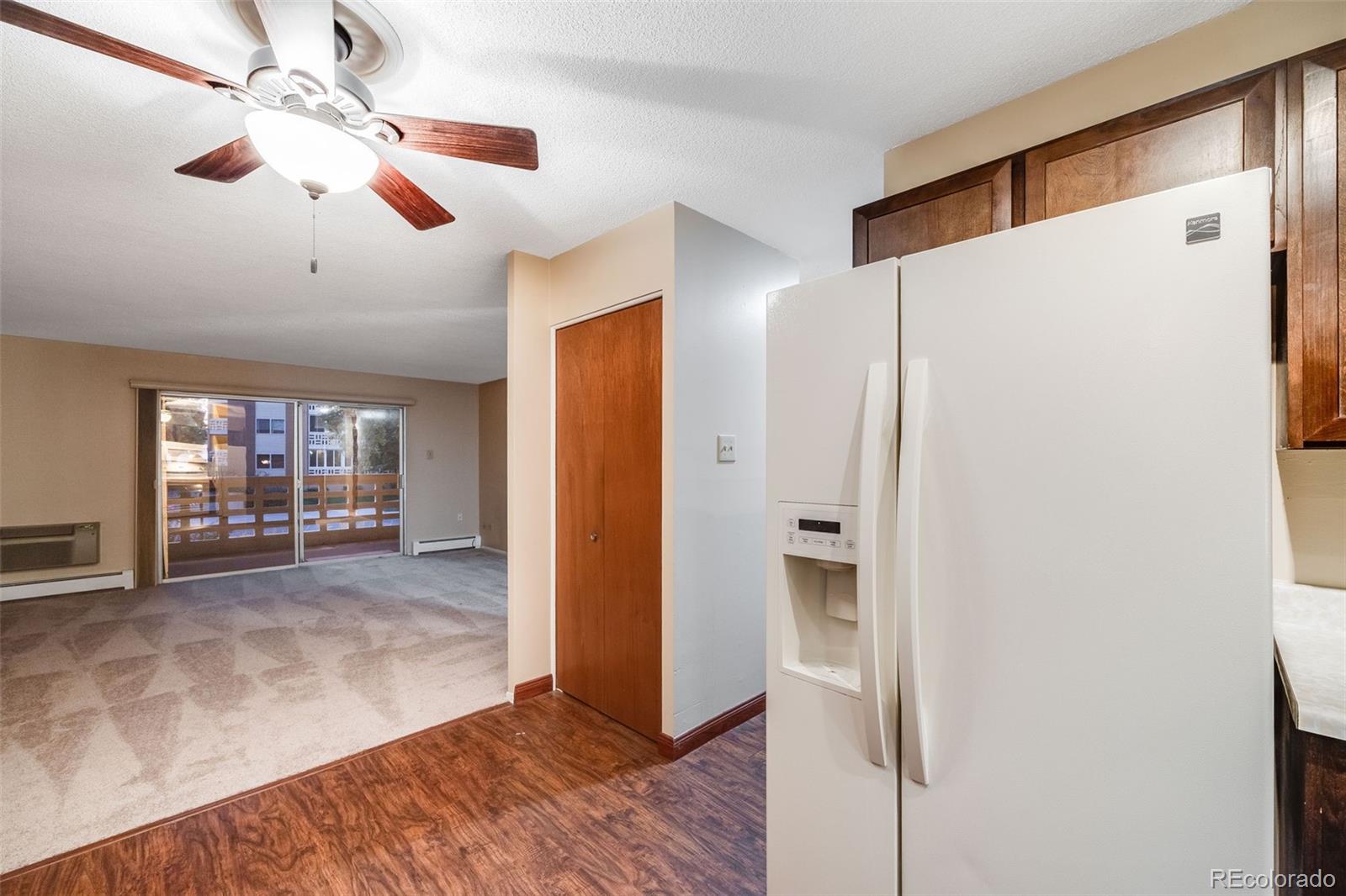 MLS Image #15 for 350 s clinton street,denver, Colorado