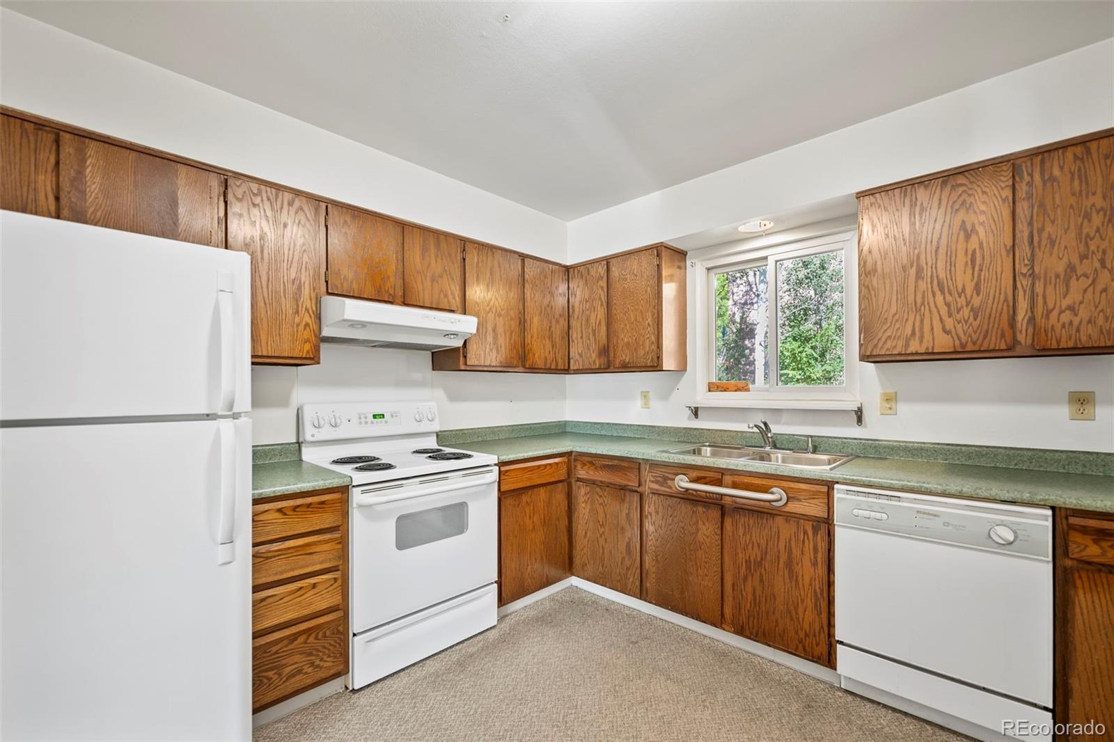 MLS Image #7 for 3325  raindrop drive,colorado springs, Colorado