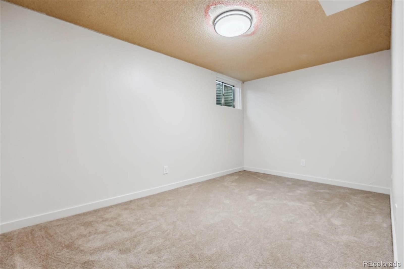 MLS Image #20 for 9177 e oxford drive,denver, Colorado