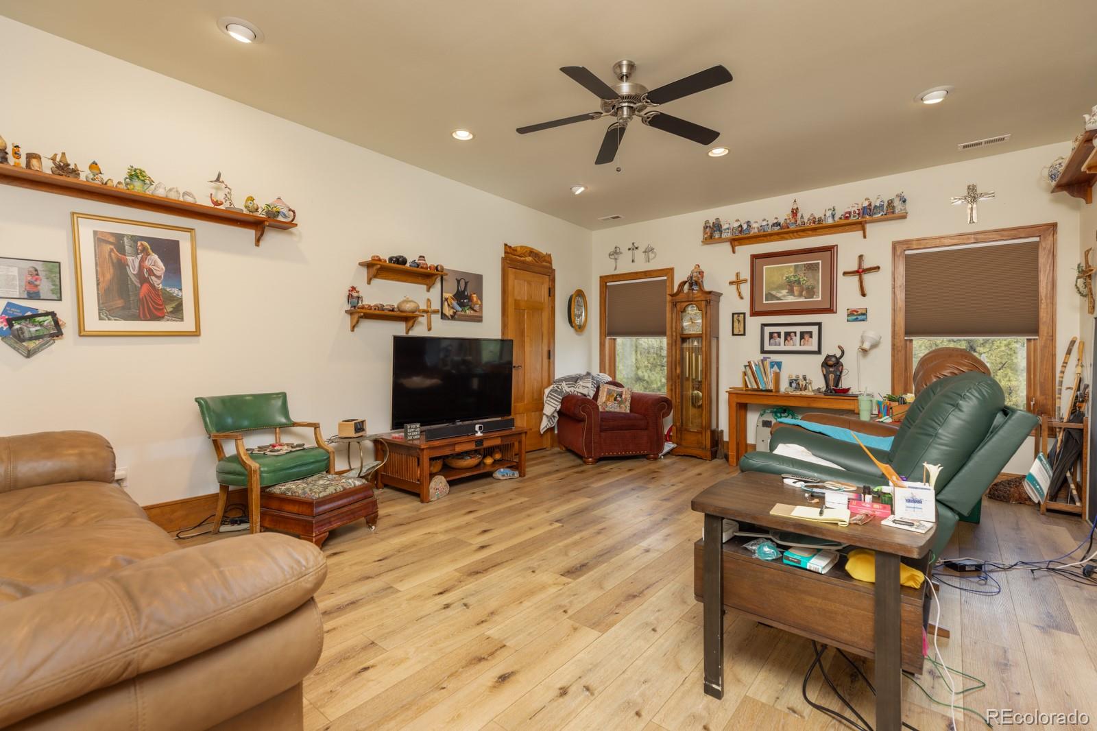 MLS Image #25 for 8716  national forest drive,beulah, Colorado