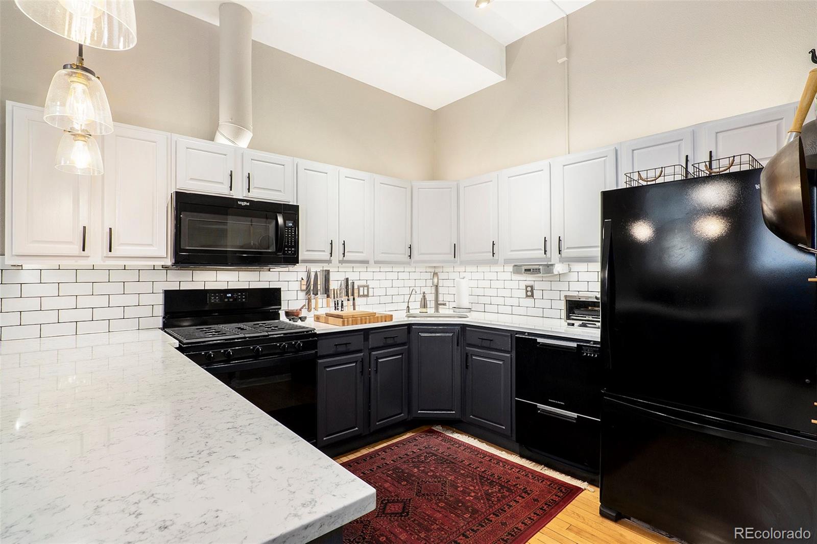 MLS Image #8 for 1140  columbine street,denver, Colorado