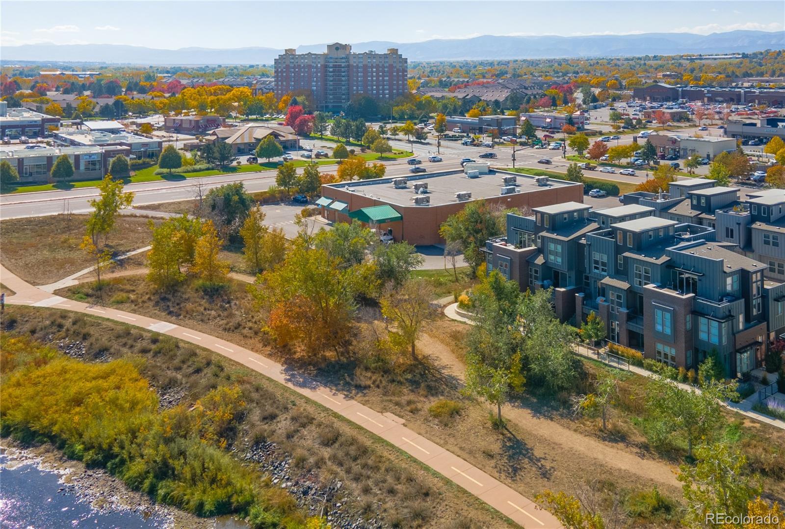 MLS Image #48 for 5036 s platte river parkway,littleton, Colorado