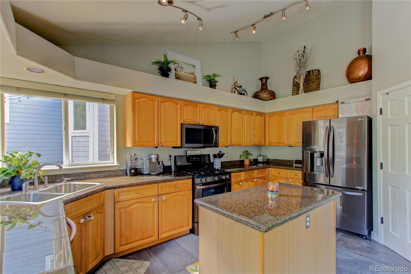 MLS Image #8 for 5304 s harlan way,littleton, Colorado