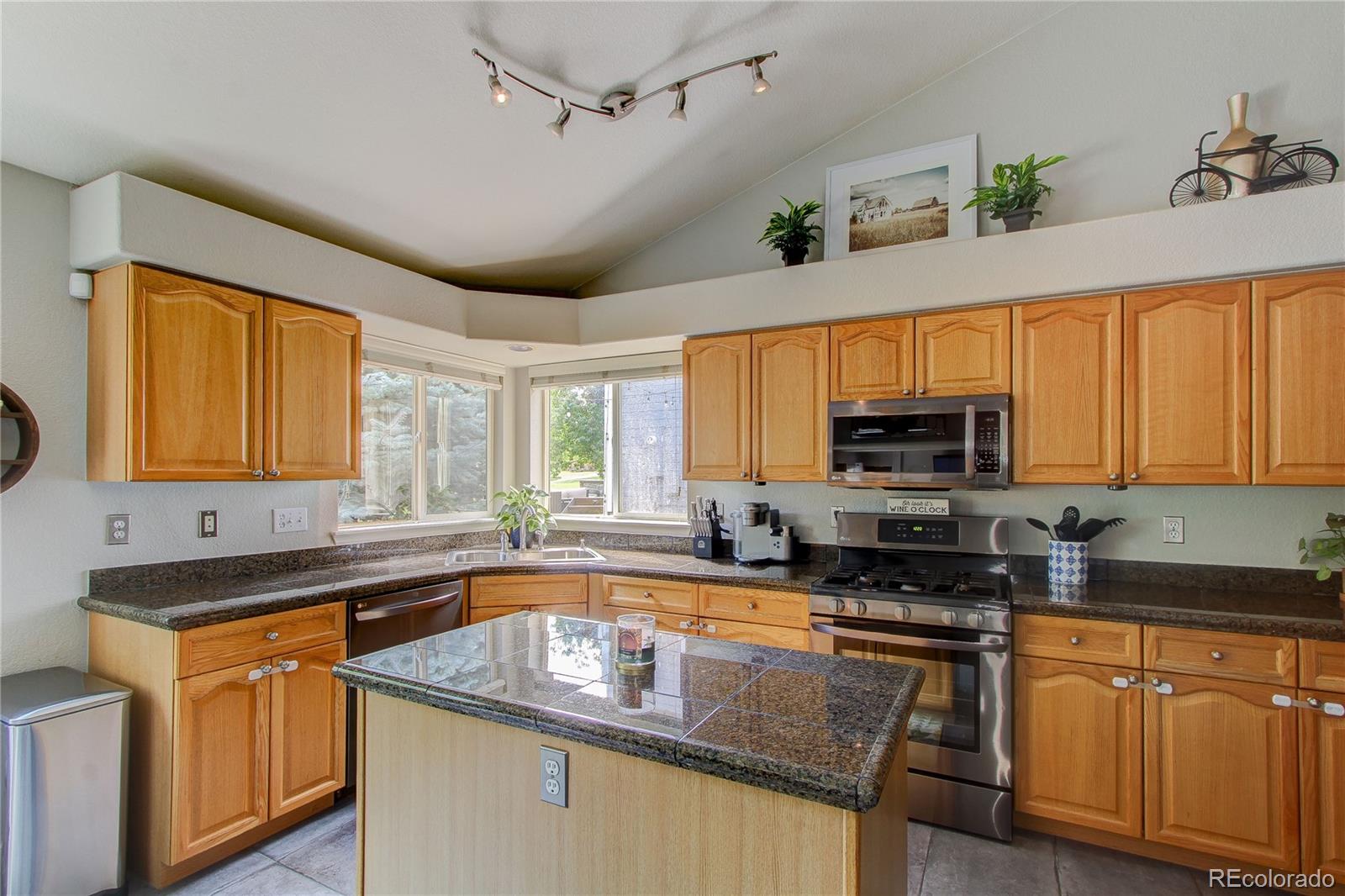 MLS Image #9 for 5304 s harlan way,littleton, Colorado