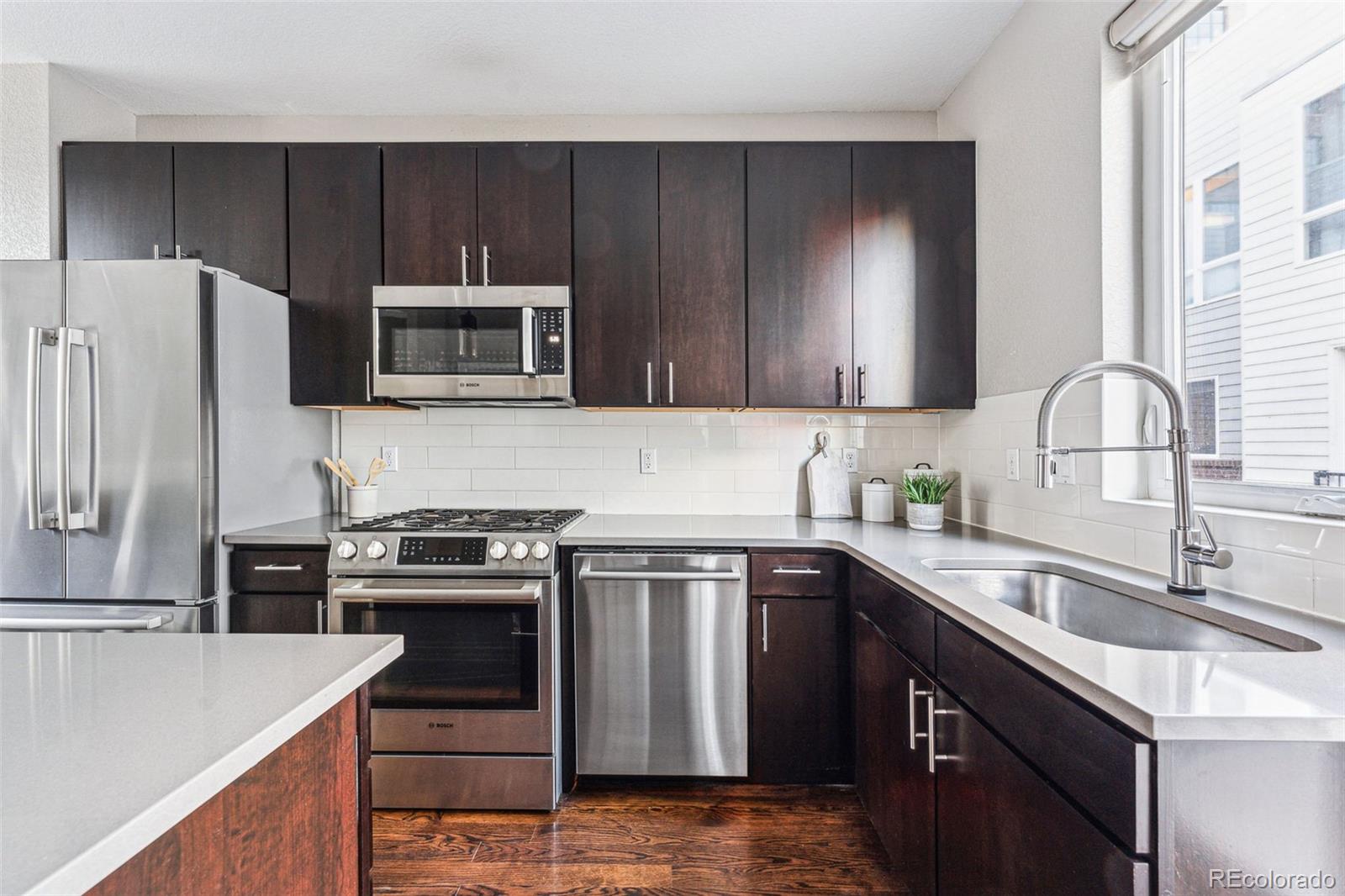 MLS Image #9 for 3415  larimer street,denver, Colorado