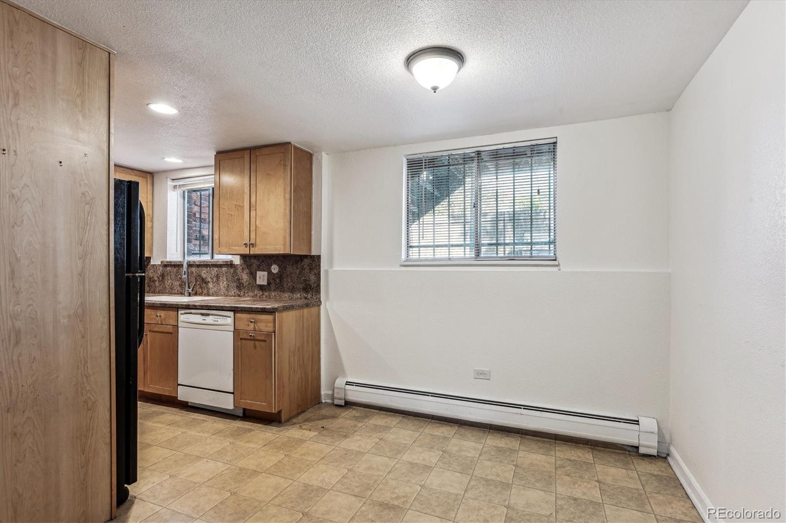 MLS Image #12 for 2700 s holly street,denver, Colorado