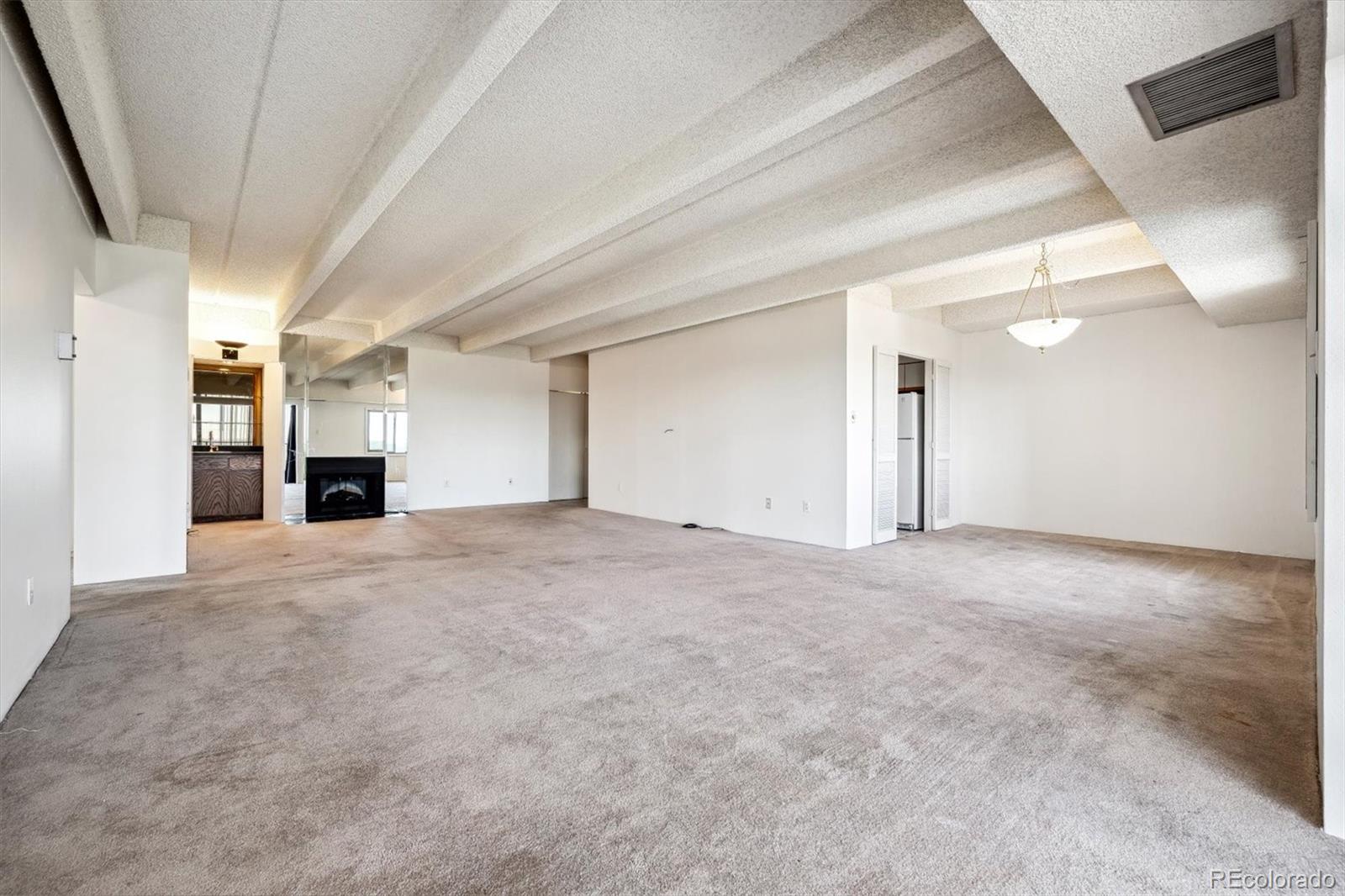 MLS Image #5 for 7877 e mississippi avenue,denver, Colorado